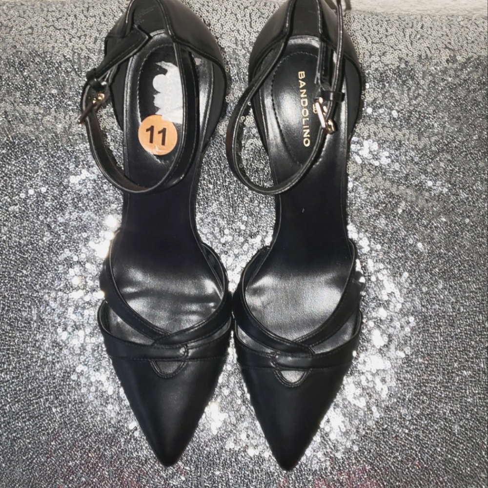 Bandolino Drea3 Ankle Strapped Pumps Sz 11